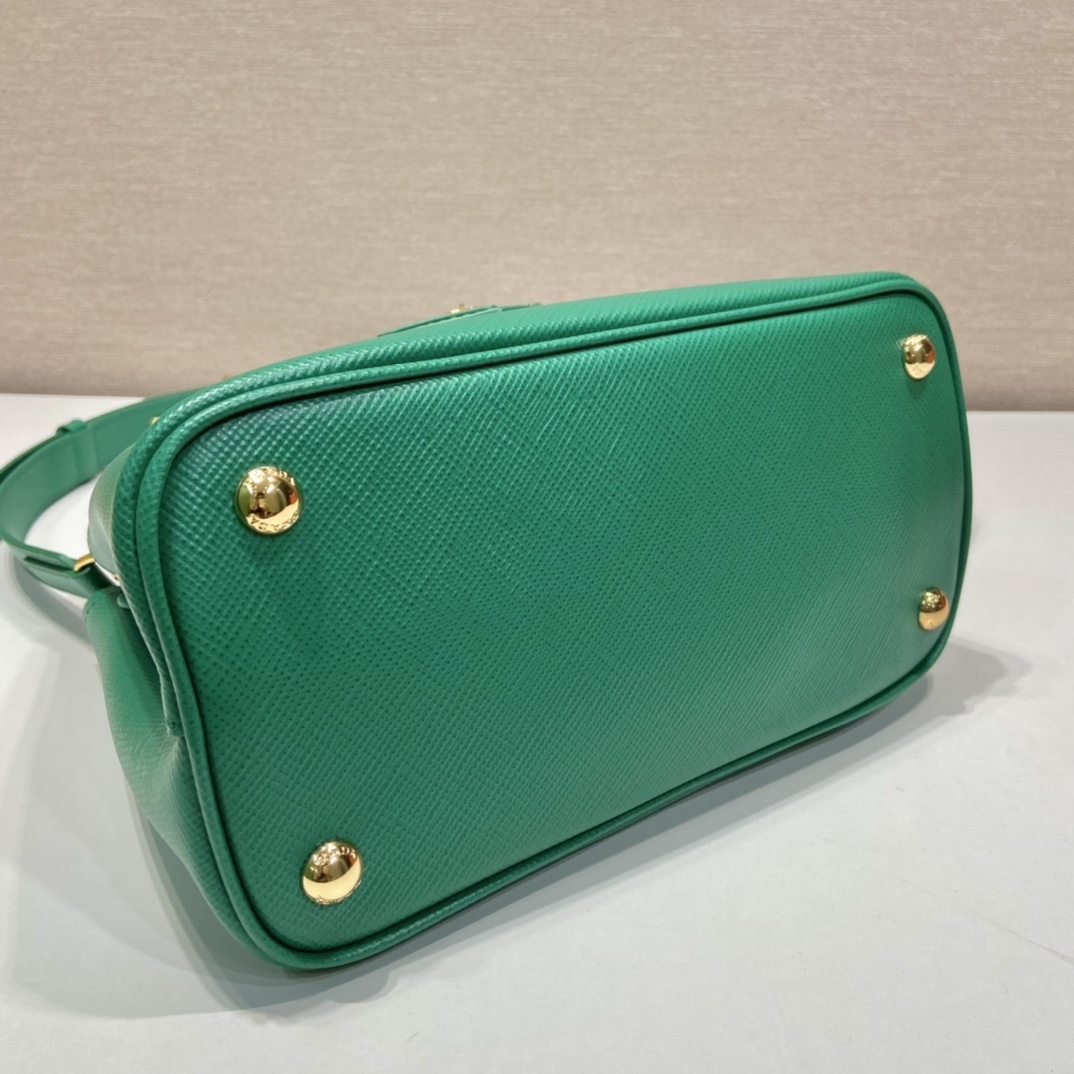 Prada Double Saffiano Leather Mini Bag Shoulder Bag Mango Green 1BG443